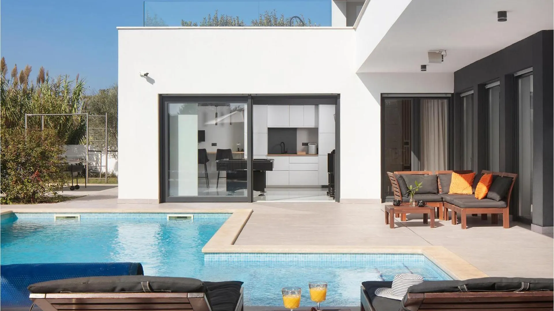 4 Bedroom Beautiful Home In Banjole